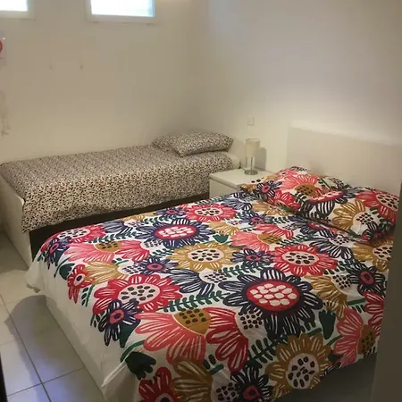Ecureuil Et Pinede Holiday home Velaux